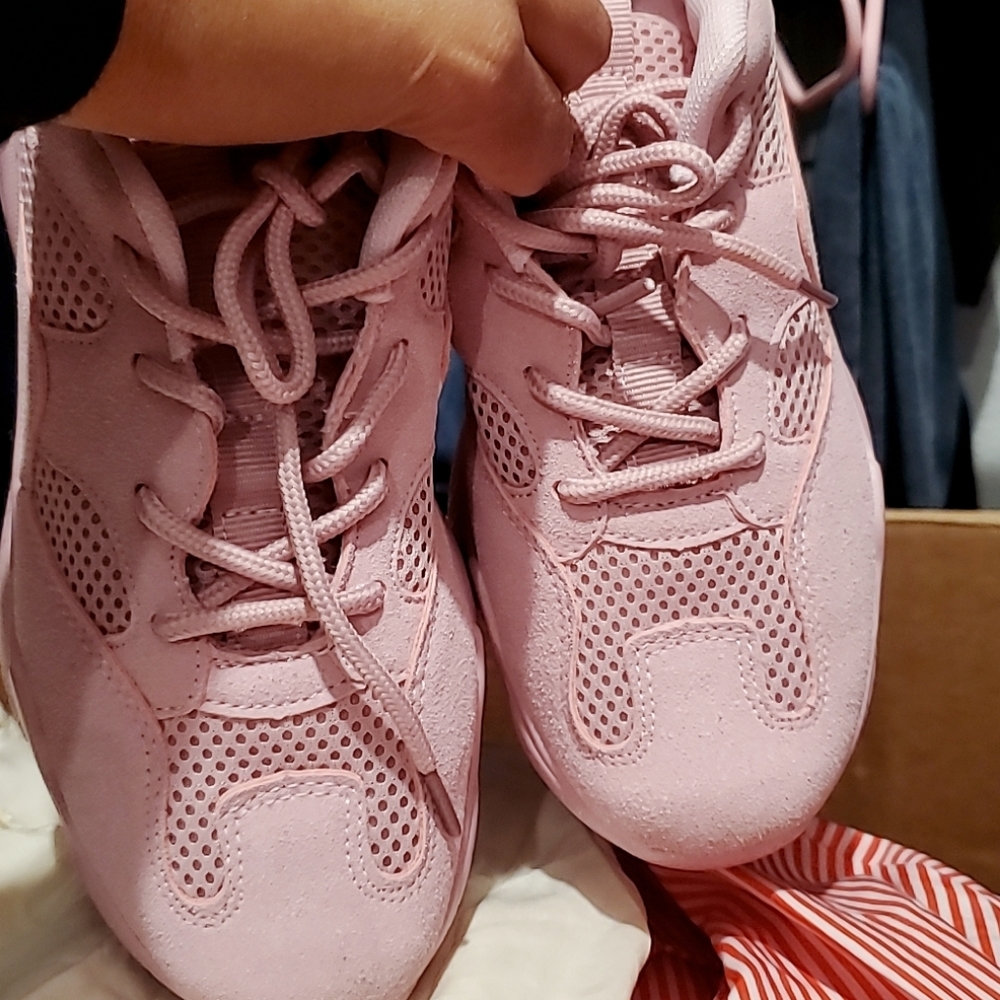 Tenis